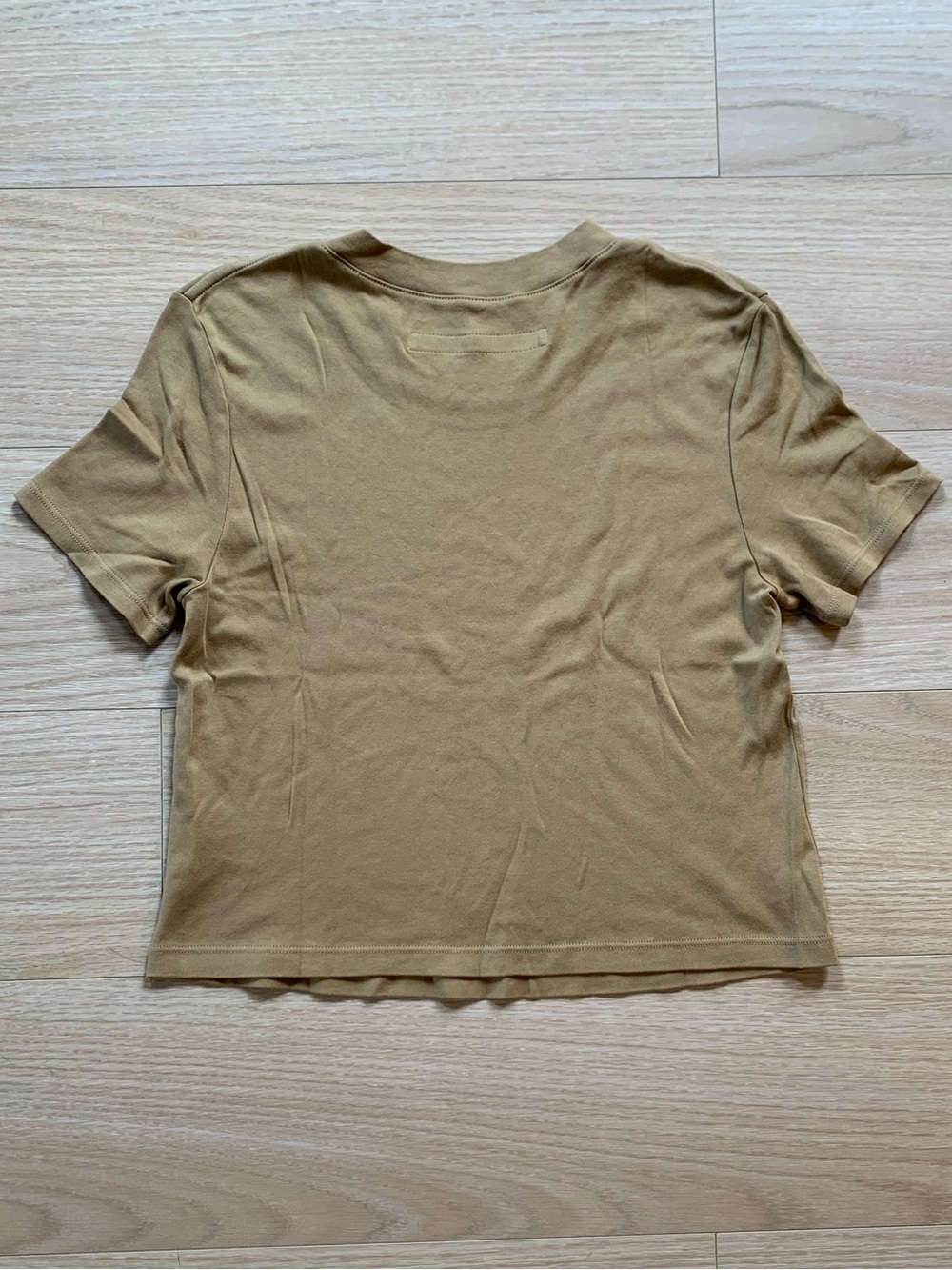 Enza Costa Supima Cotton Essential Perfect Cropped Shirt Olive NWOT Size Medium - Picture 4 of 5